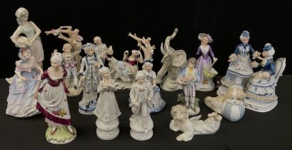 Figures - Lladro Nao figures including; elephant, 22cm high, Angel, 13cm long; continental figures