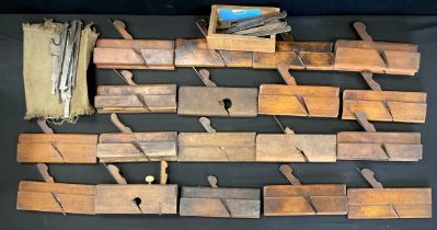 Vintage Woodworking / Carpentry tools - 19th and early 20th century moulding and rebate planes,