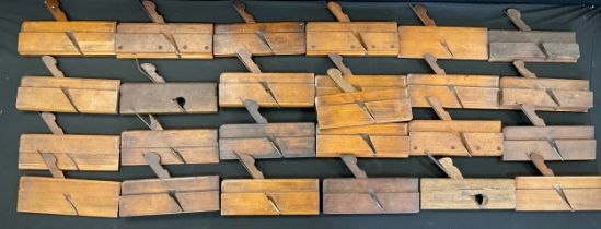 Vintage woodworking tools - 19th and early 20th century Beech-wood moulding and rebate planes -