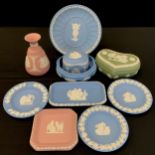 Wedgwood jasperware trinket trays and pots, in powder pink, blue and green (10)