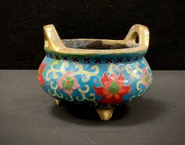 A modern bronze & cloisonné Chinese censer, tri pod feet, stamped mark to base, 8cm high