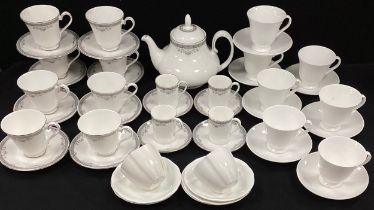 A Royal Doulton ‘York’ pattern tea service for eight including eight tea cups and saucers, a tea