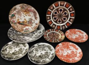 Royal Crown Derby plates ware including; 1128 pattern plate,22cm dia, conforming smaller, ‘Black