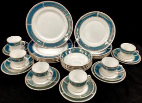 A Elizabethan 'Lucerne’ table service for six comprised of; six dinner plates, five smaller ,six