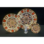 Royal Crown Derby - 1128 Imari dinner plate, side plate and trinket dish, cat paperweight, part