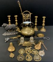 Brass ware including; brass tea pot, milk glass handle, bun feet, 22cm high, fireside, twin handle