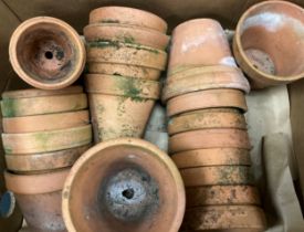 Approx 30 Sankey and other terracotta plant pots, mostly unmarked, largest approx 14cm x 13cm qty