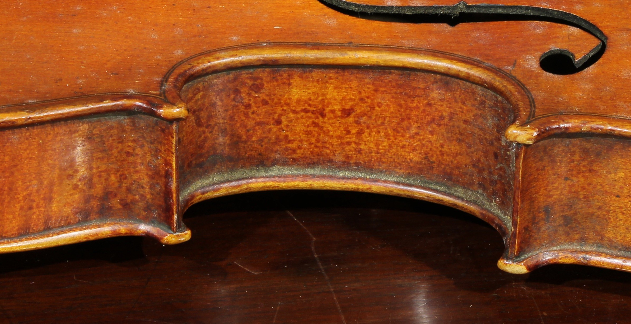 A German violin, the two-piece back 36cm long excluding button, paper label printed Manufactured - Image 5 of 10