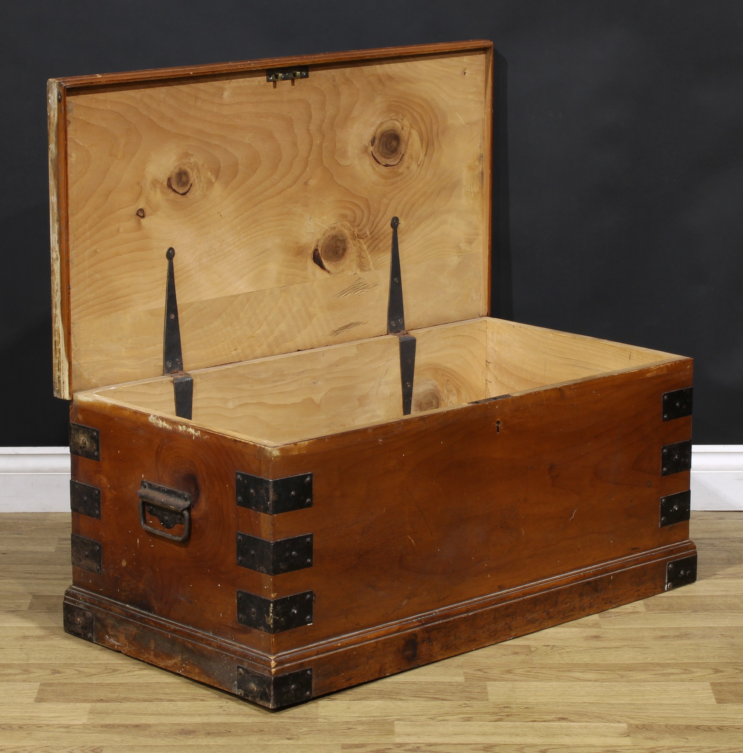 A late 19th century camphor primary sailor’s sea chest, hinged top, carry handles to sides, - Image 3 of 5