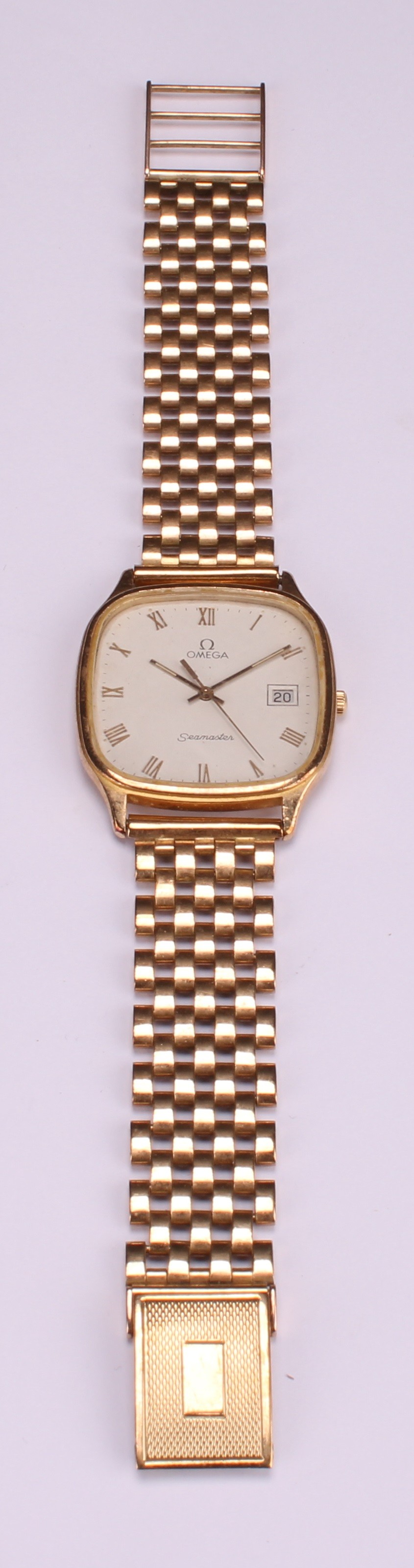 A gentleman's Omega Seamaster 9ct gold watch, rounded square face, Roman numerals, centre seconds - Image 2 of 4