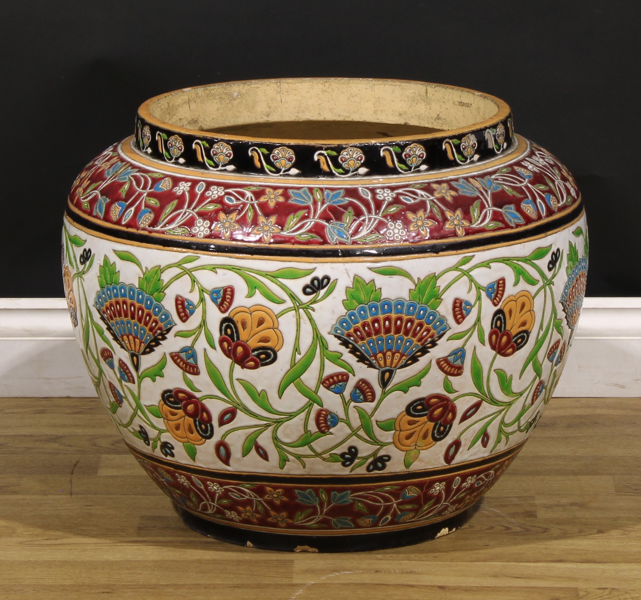A large 19th century earthenware jardiniere, decorated in polychrome in the Iznik taste with Persian - Image 4 of 4
