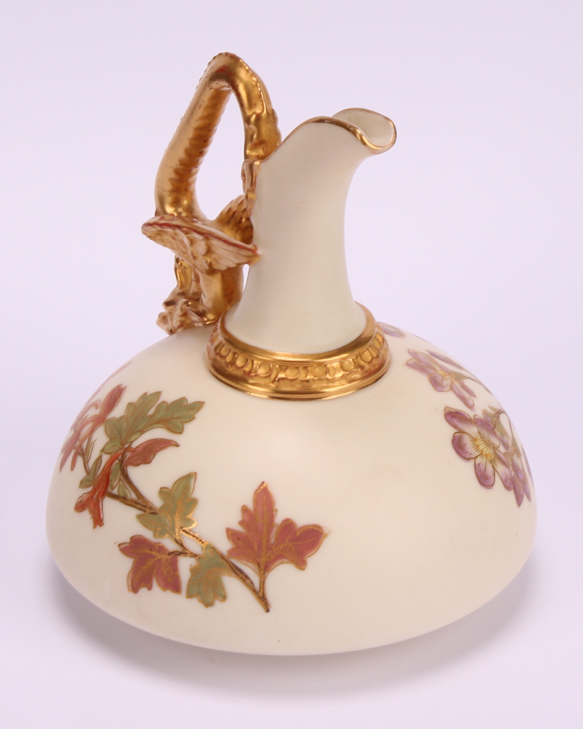 A pair of Royal Worcester ewers, of compressed form, decorated in the Aesthetic manner with - Bild 4 aus 10