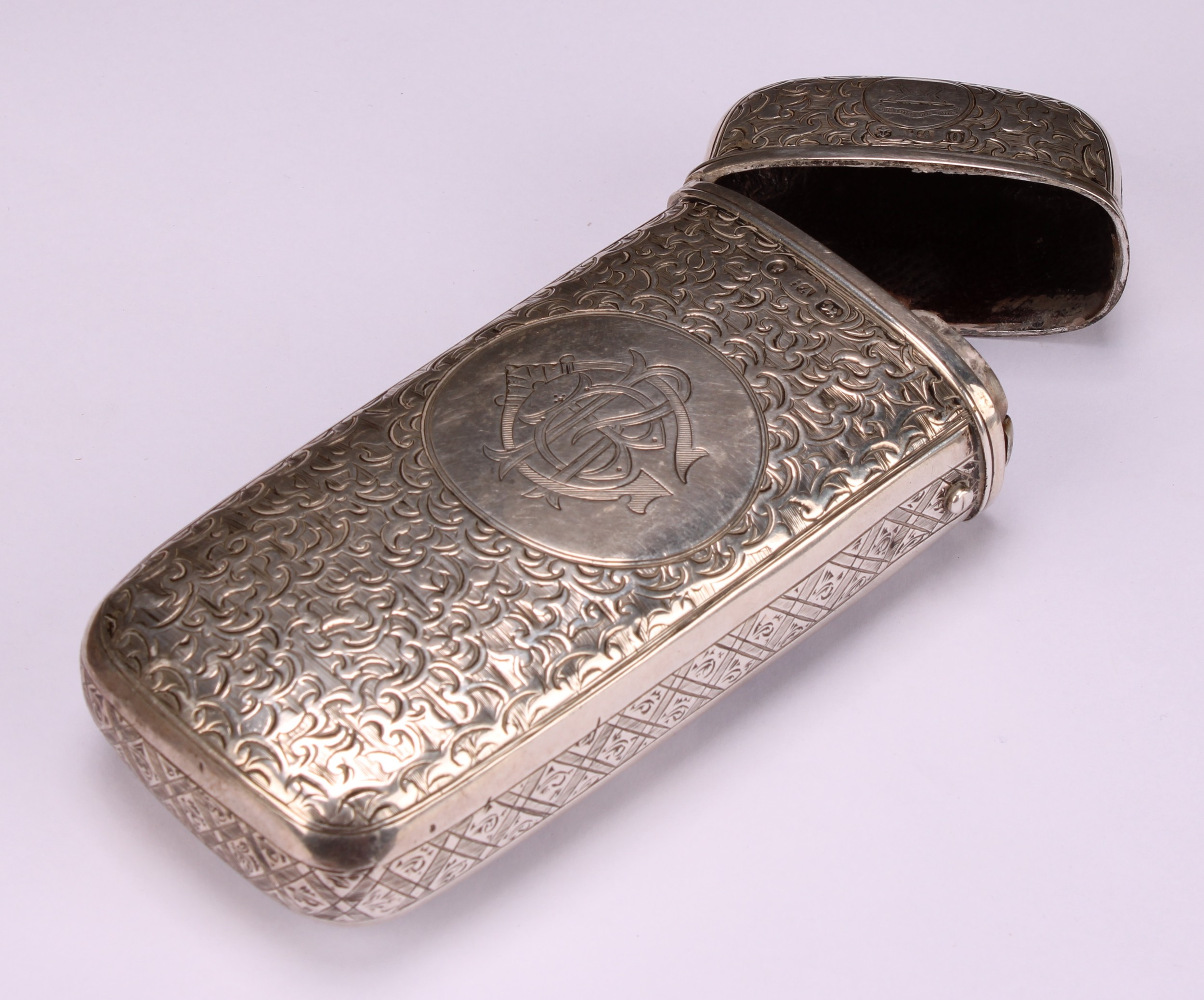 A Victorian silver rounded rectangular cigar or cheroot case, profusely engraved with scrolling - Image 4 of 5