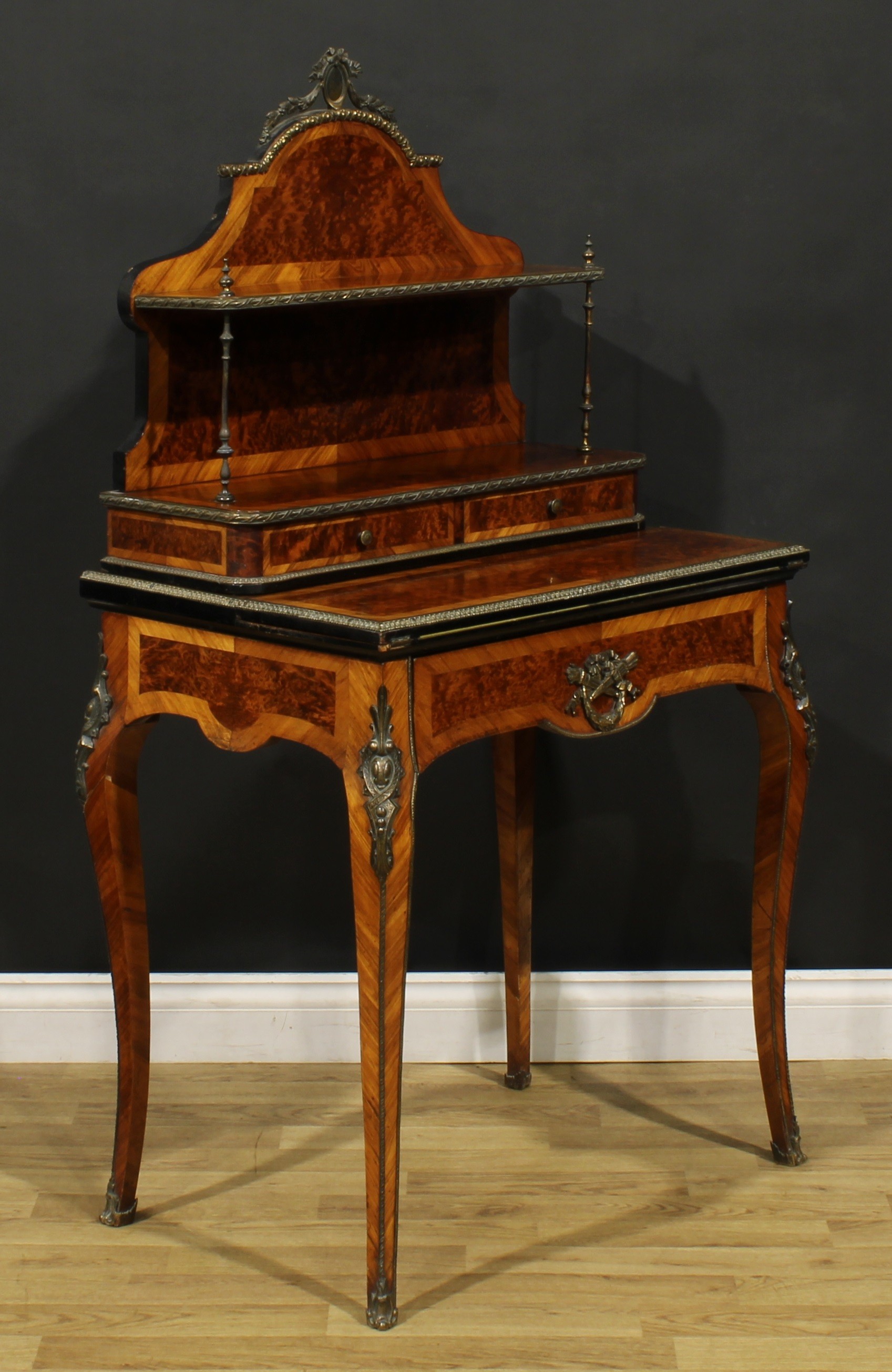 A Louis XV Revival amboyna and kingwood bonheur du jour, shaped superstructure with a shelf and - Image 4 of 7