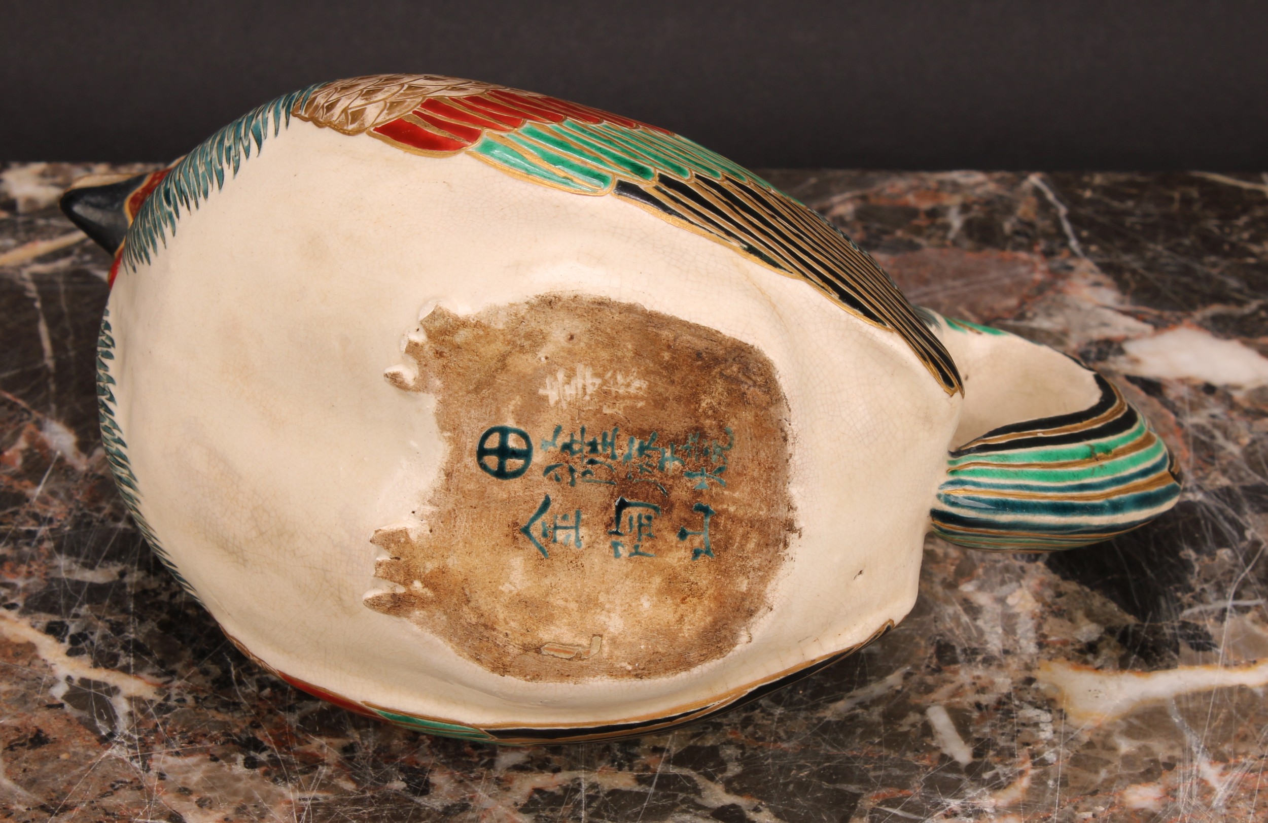 A Japanese satsuma teapot, as a cockerel, painted in polychrome and picked out in gilt, 18cm long, - Image 7 of 7