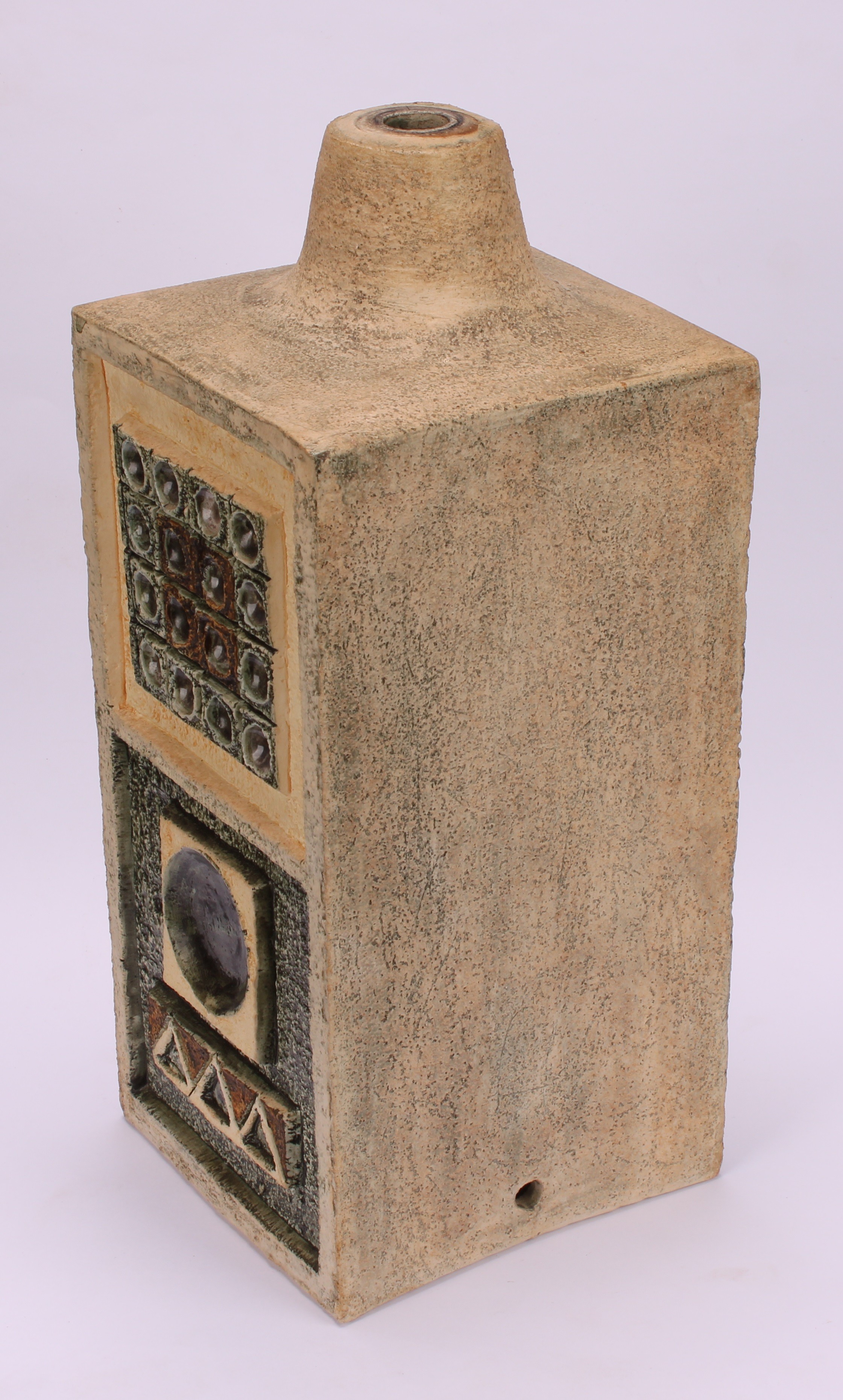 A Troika square lamp base, modelled by Louise Jinks, with geometric motifs, 29cm high, painted - Bild 3 aus 5