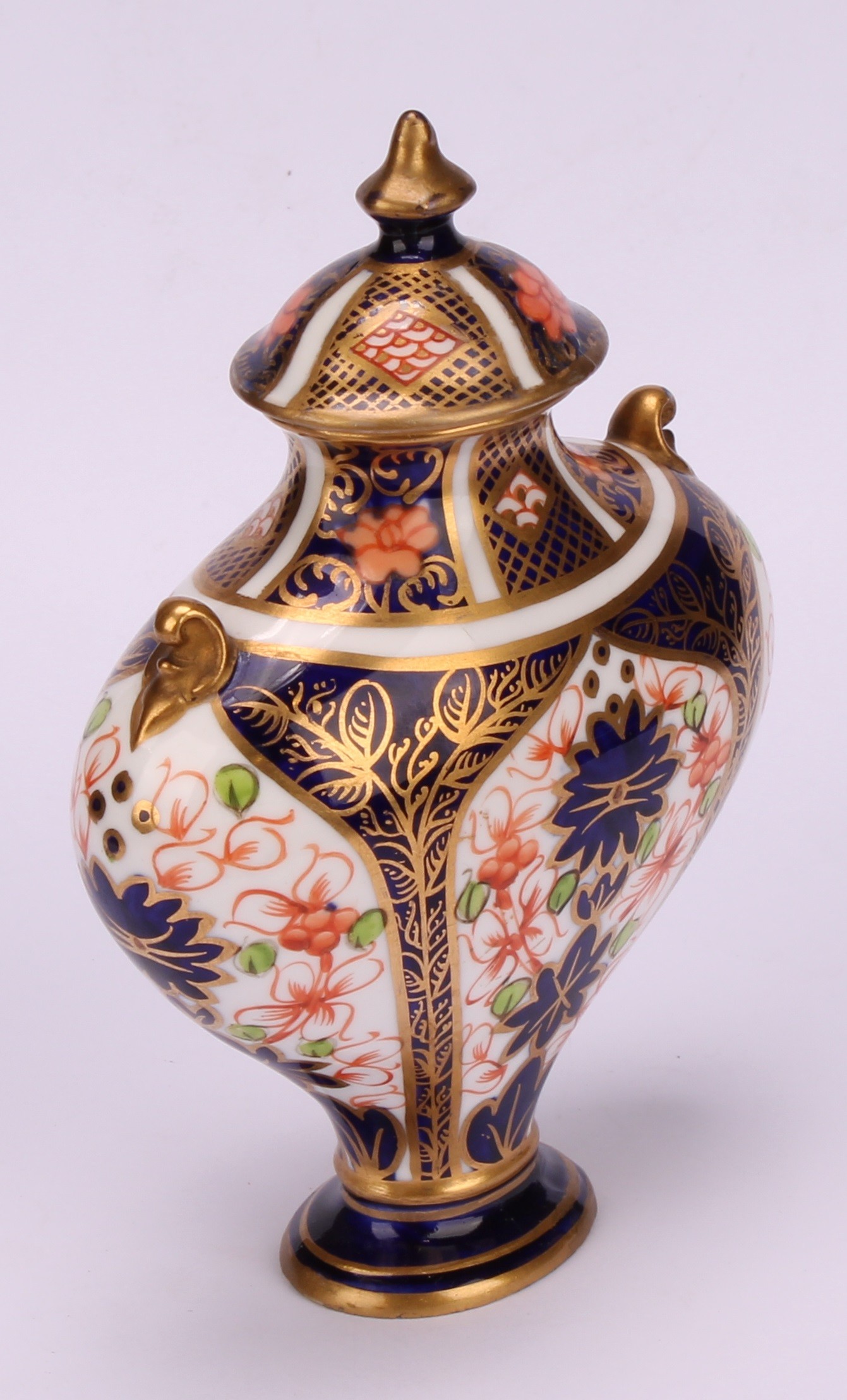 An associated pair of Royal Crown Derby 1128 Imari pattern flattened ovoid pedestal vases, oval - Image 9 of 12