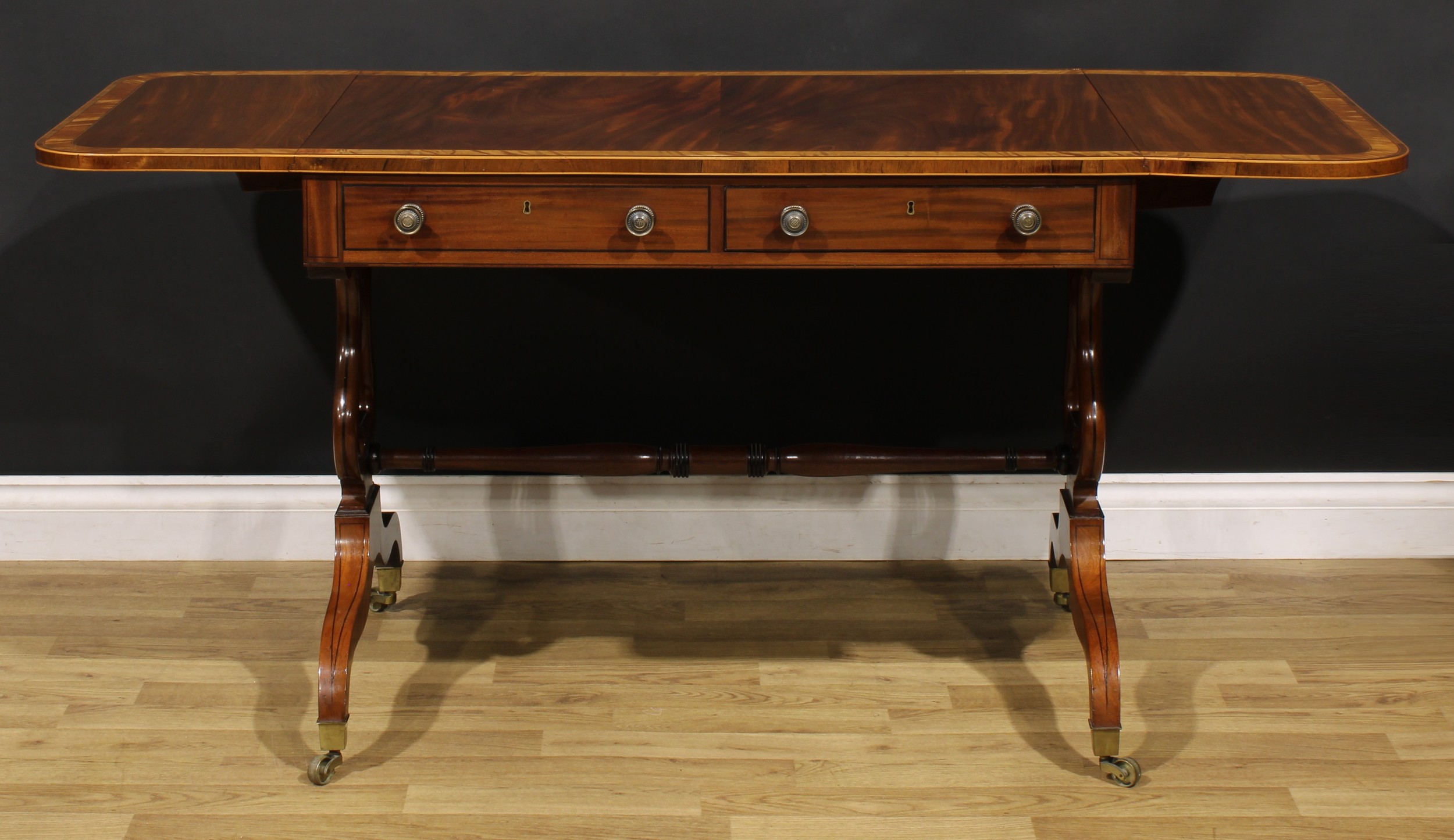A Regency mahogany sofa table, rosewood crossbanded satinwood banded rounded rectangular top with - Image 3 of 6
