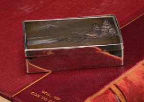 A Japanese silver and mixed metal rounded rectangular snuff box, the hinged cover decorated with