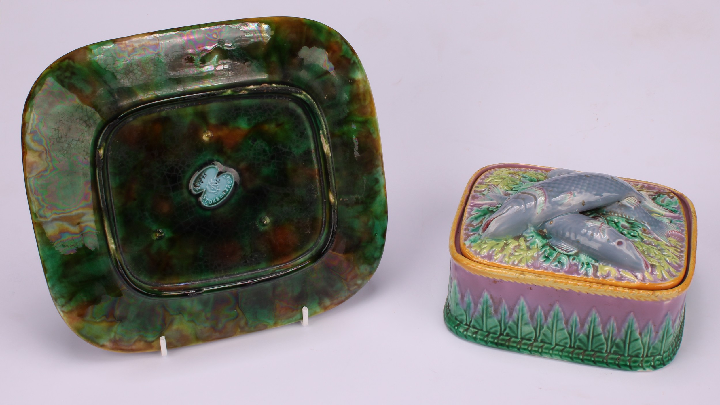 A George Jones majolica rounded rectangular sardine box and stand, the cover surmounted by fish, - Image 5 of 6