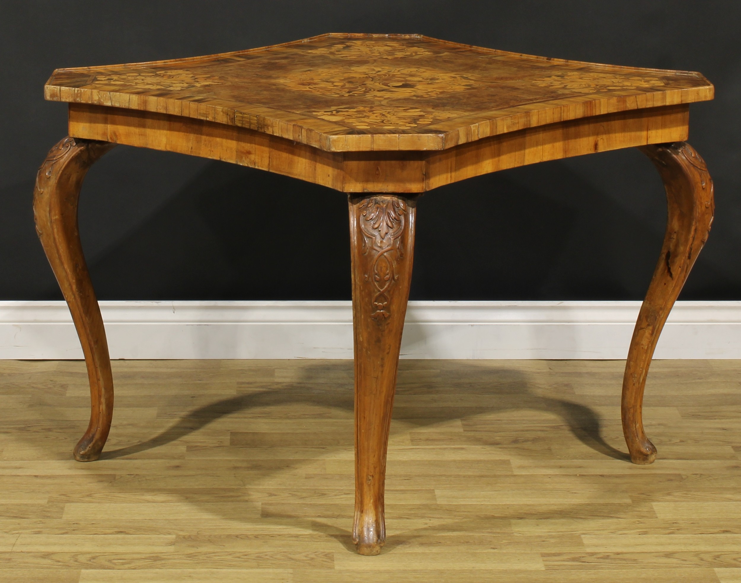 A pair of 19th century Italian Sorrento marquetry centre tables, each incurve canted square top - Image 7 of 9