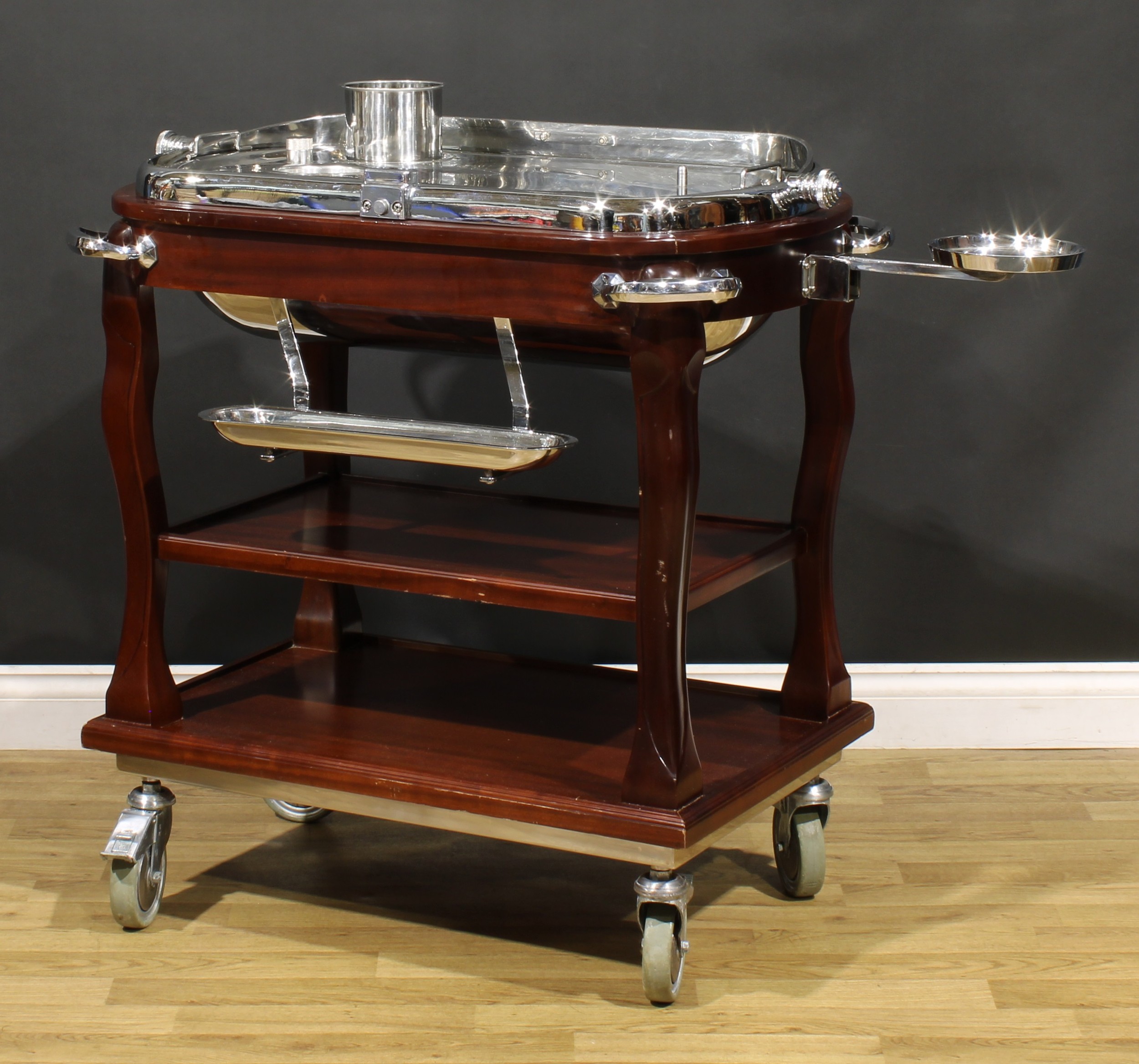 An Art Deco Revival steel and hardwood roast beef trolley or carving trolley, in the manner of - Image 4 of 5