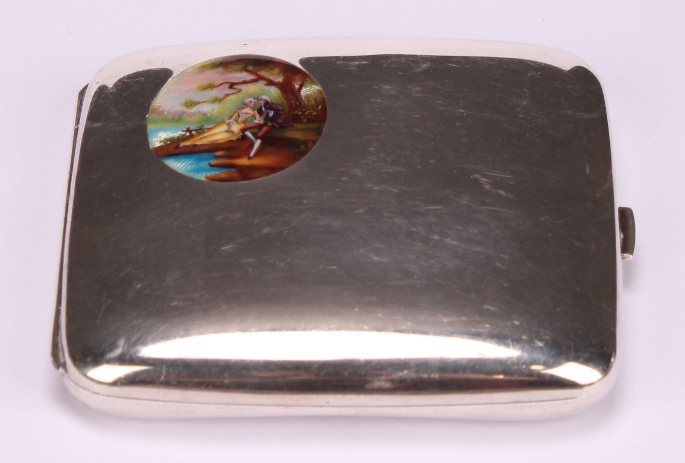 An early 20th century silver and enamel curved rounded rectangular cigarette case, hinged cover with - Image 2 of 5