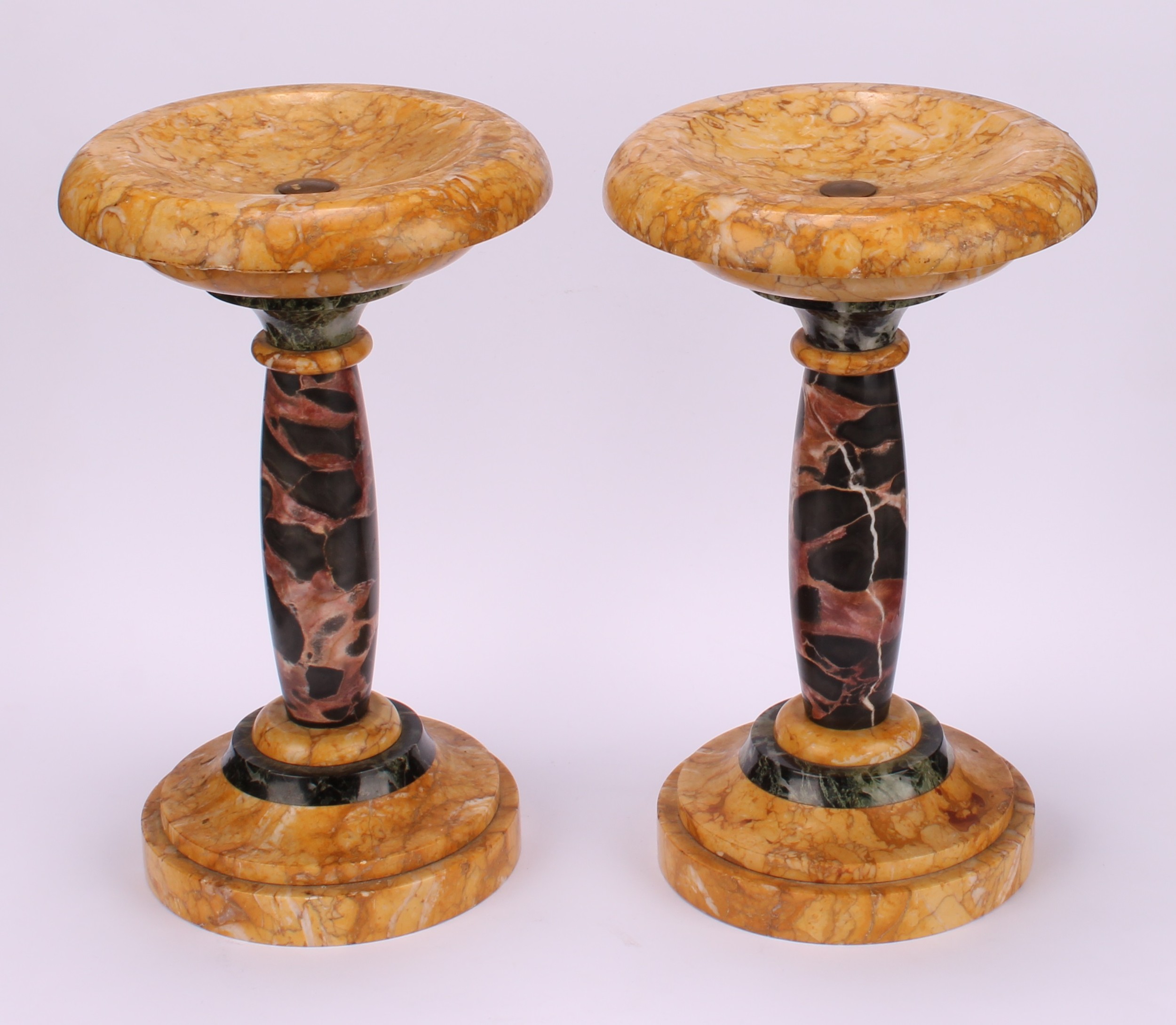 A pair of French Art Deco marble mantel tazzas, 21.5cm high, 13cm diameter, c.1930 - Image 3 of 3