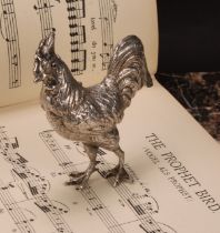 A Continental silver novelty spice canister, as a cockerel, hinged cover, ruby eyes, 12cm high,