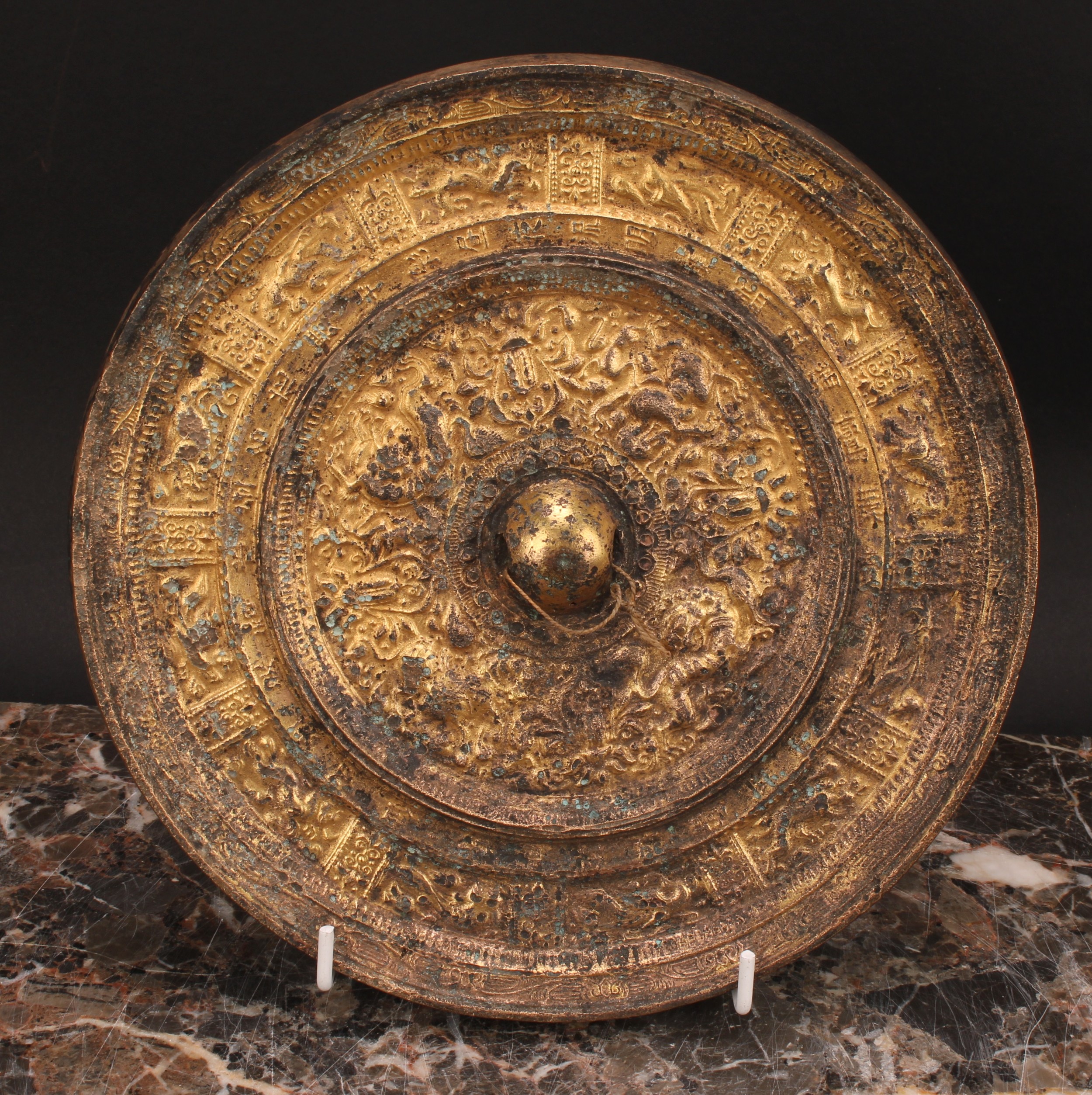 A Chinese gilt bronze mirror, cast in the Archaic taste, 21.5cm diam - Image 2 of 3