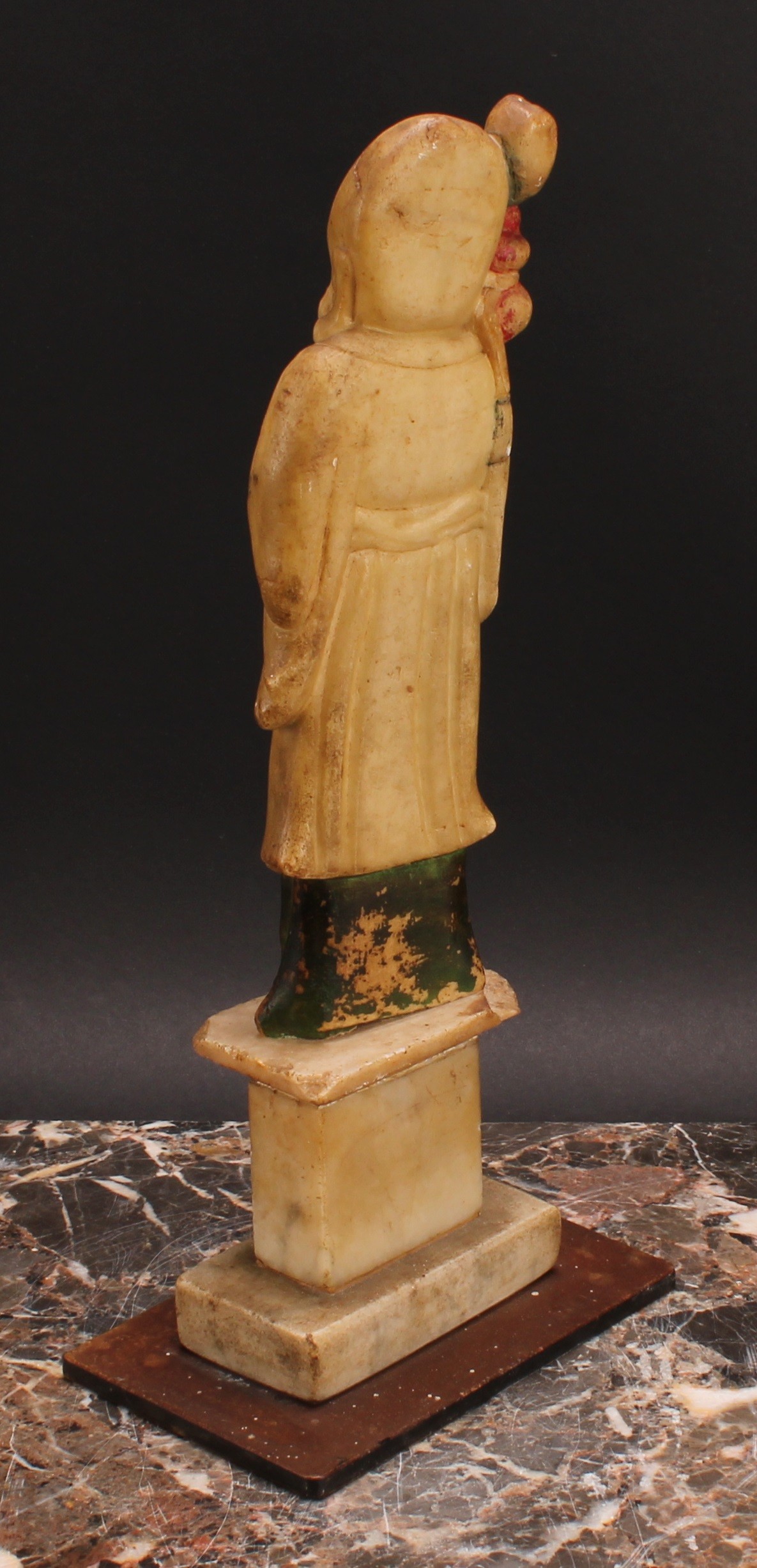 A pair of Chinese soapstone figures, carved as Shou Lao and Guanyin, each picked out in - Image 4 of 7