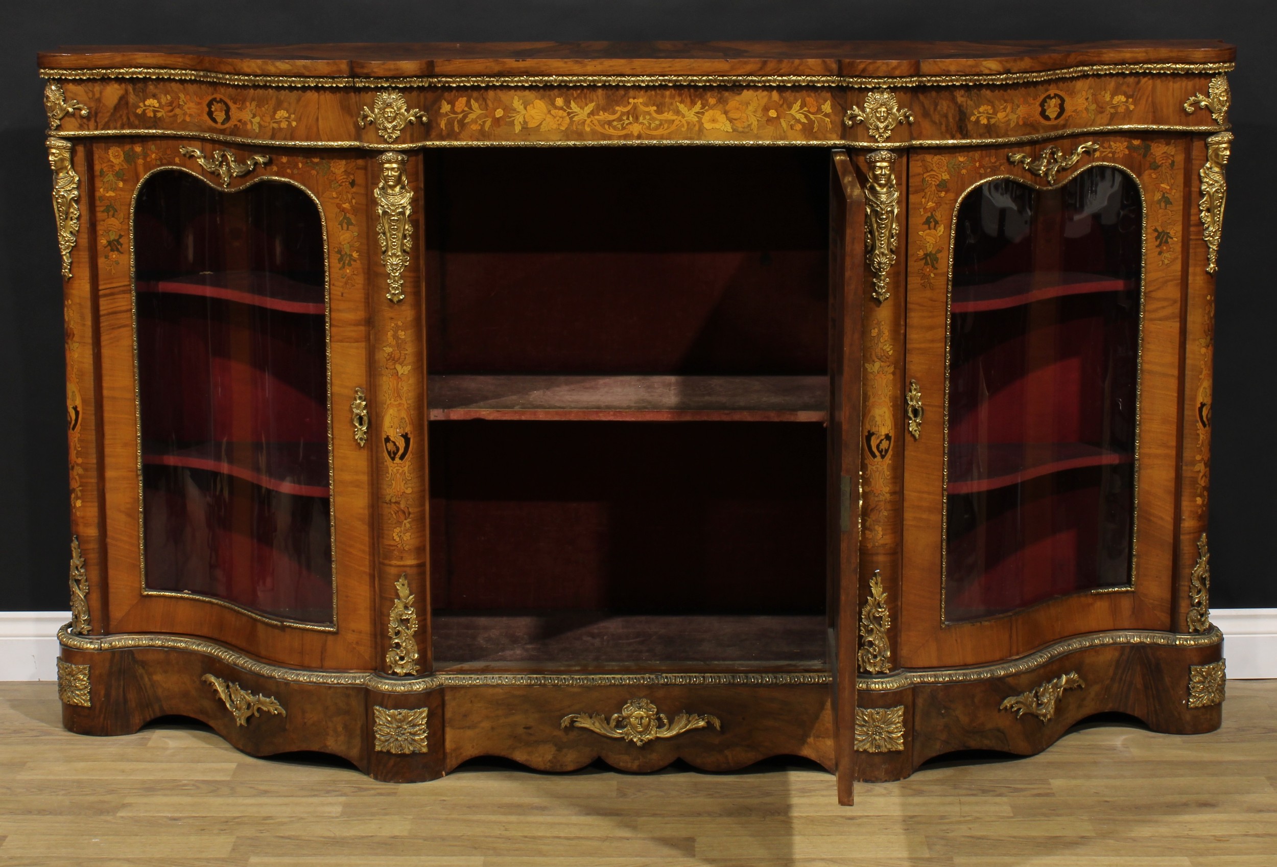 A Victorian gilt metal mounted walnut and marquetry credenza, slightly oversailing top above a - Bild 3 aus 6