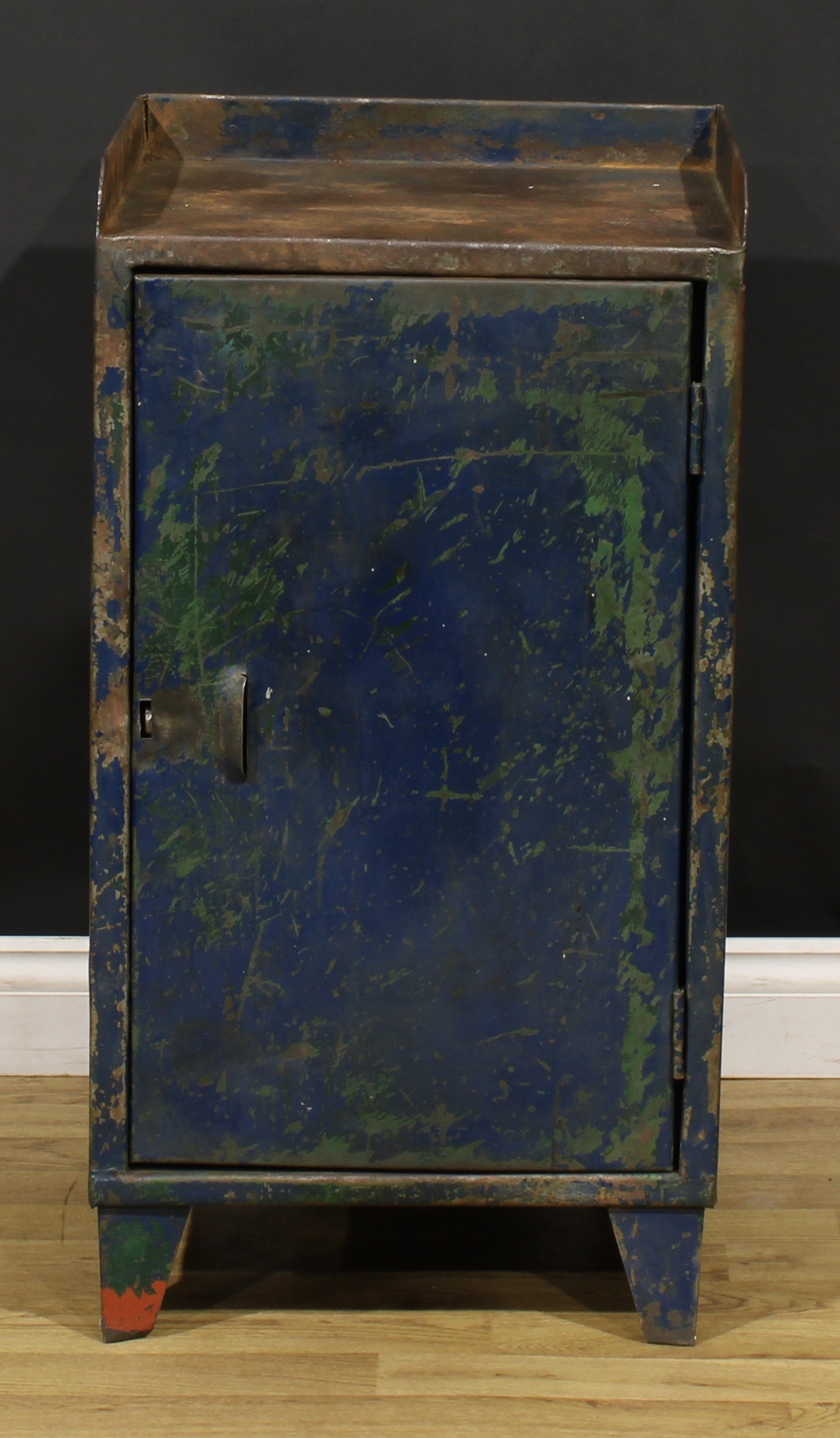 Mid-Century Industrial Salvage - a painted steel engineer’s or machinist’s work station cabinet, - Image 2 of 6