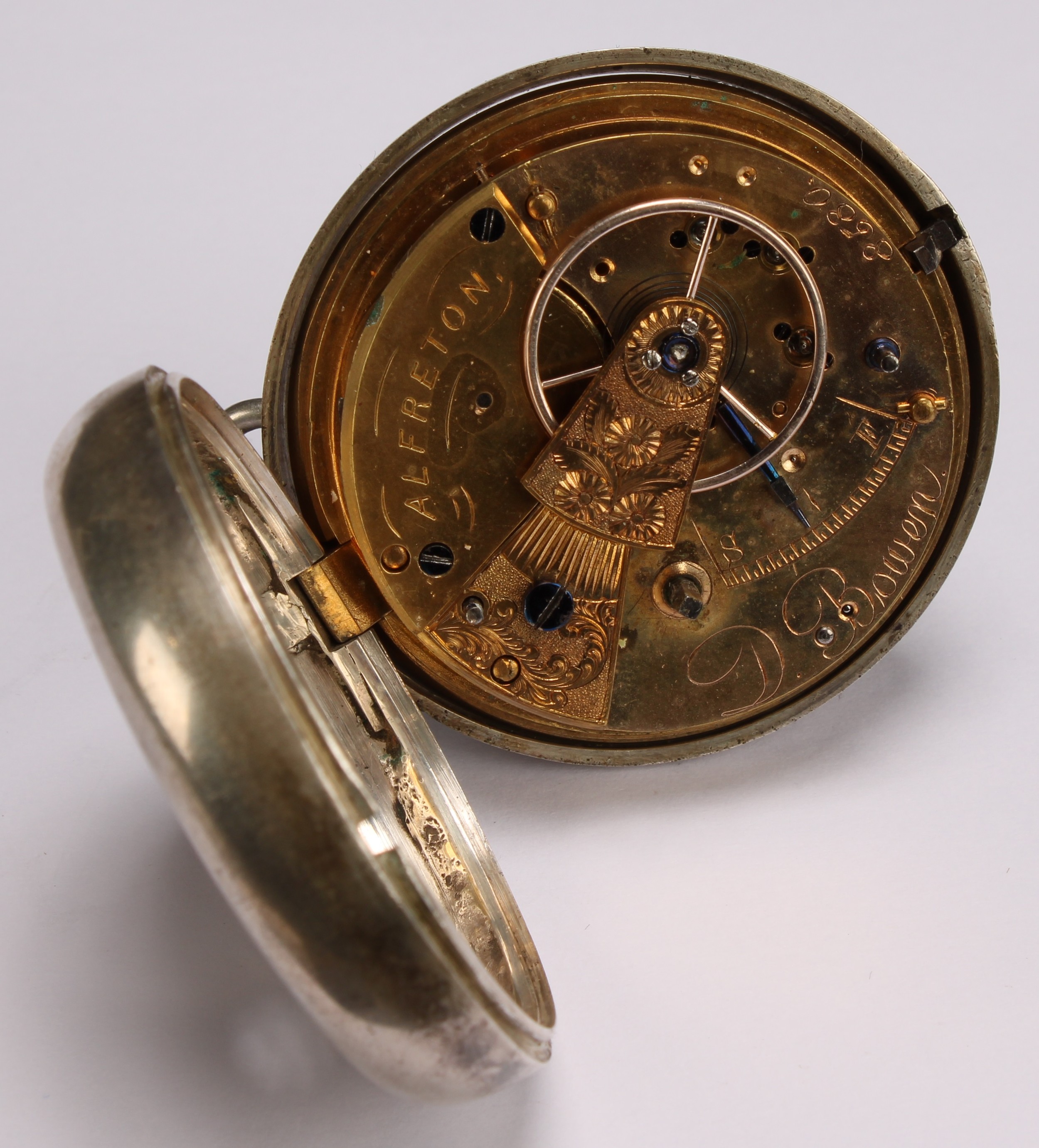 A Victorian silver pair case pocket watch, by D. Bowen, Alfreton, 5cm engine turned dial applied - Image 5 of 7