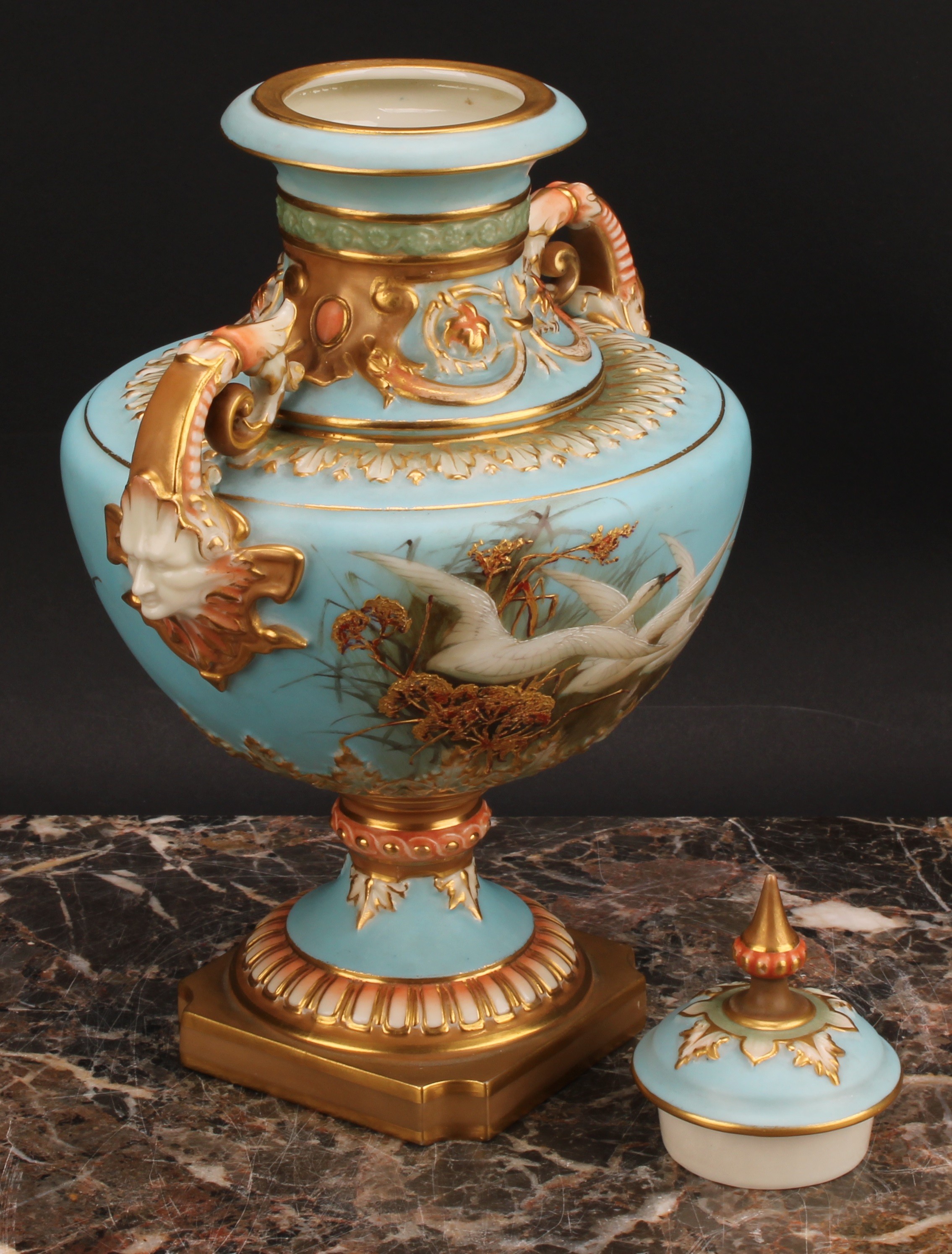 A Royal Worcester pedestal vase and cover, painted by Charles Baldwin, signed, with swans, on a blue - Image 4 of 8
