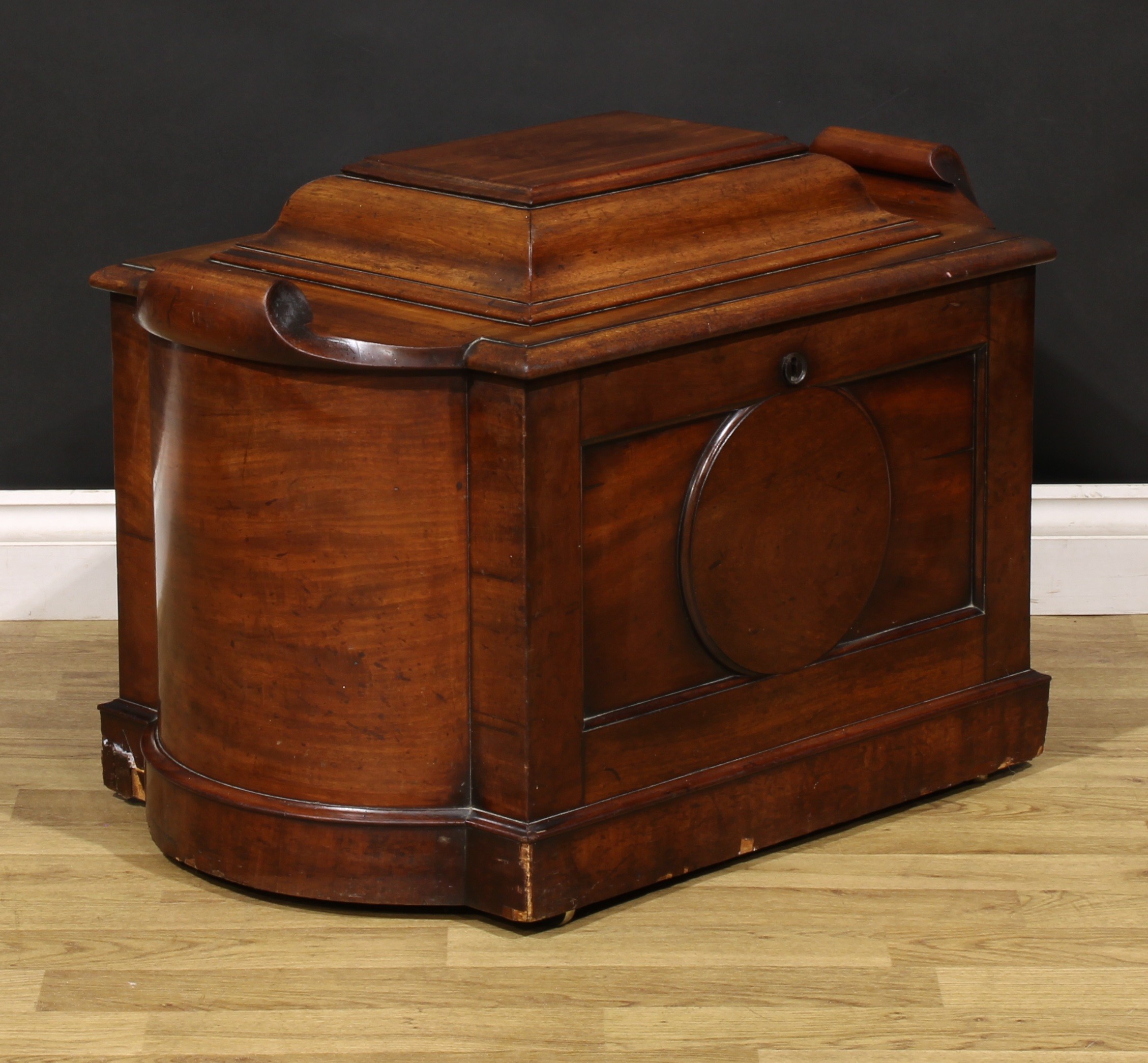 A Post-Regency mahogany cellarette, hinged cover enclosing a compartmented zinc-lined interior, - Image 2 of 5