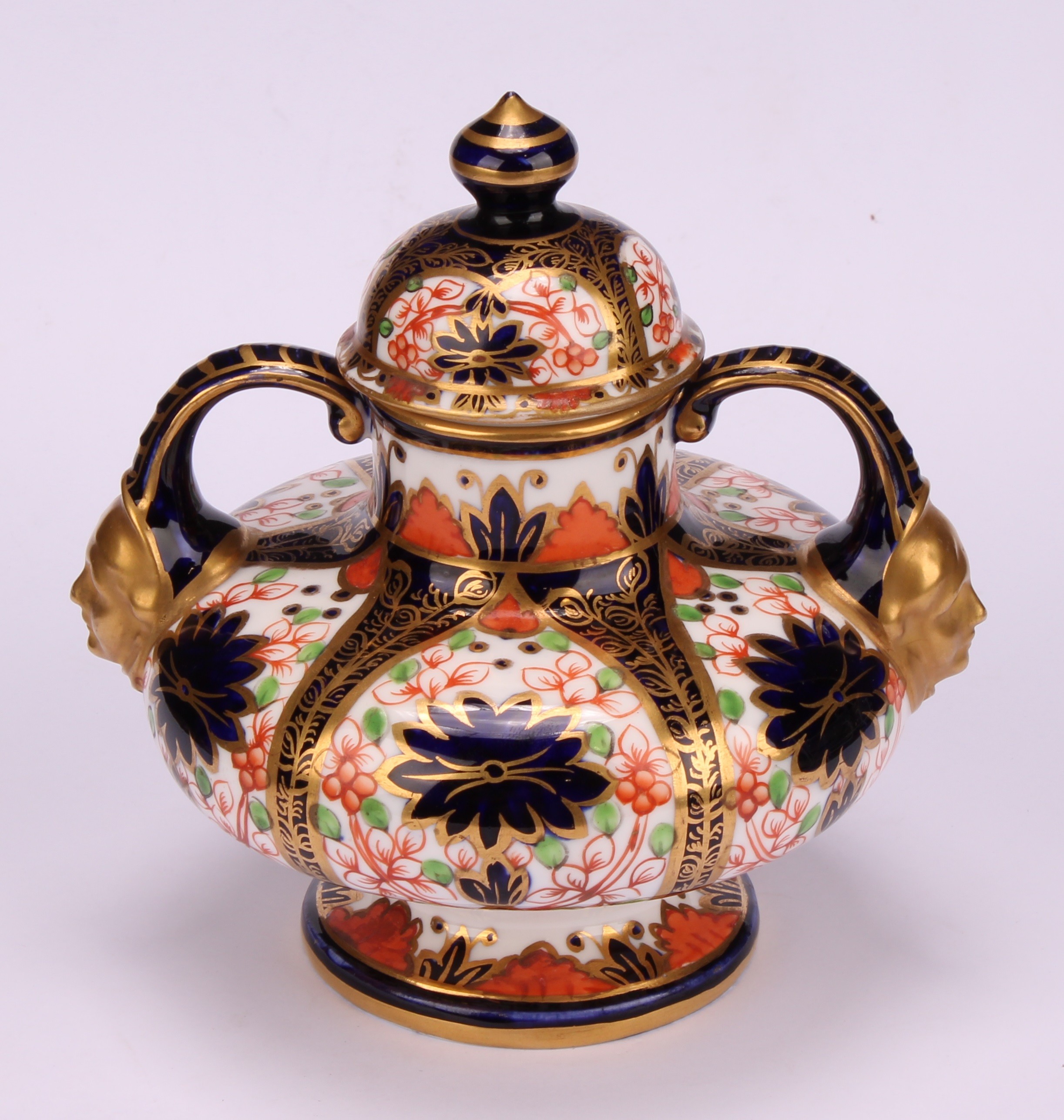 A Royal Crown Derby Imari pattern compressed ovoid two-handled pedestal vase, domed cover, scroll - Image 2 of 7