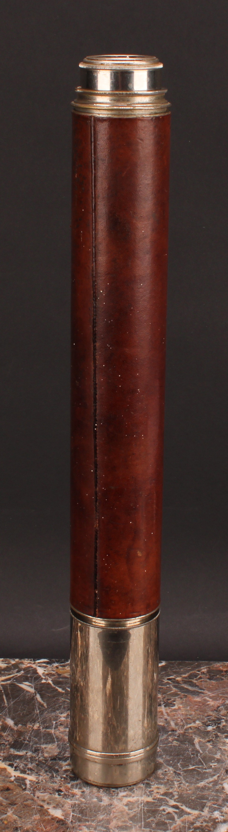 A leather bound military telescope, CKC Pattern 373 No.1021, broad arrow mark, extending to 67cm - Image 4 of 4