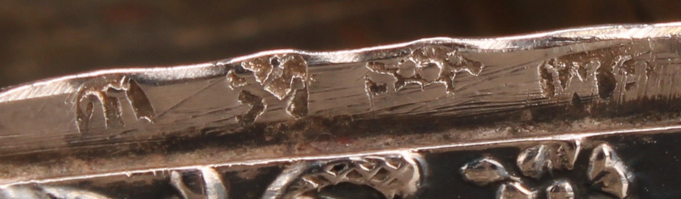 A 19th century Continental silver toothpick box, hinged cover chased with a courting couple in a - Image 5 of 5