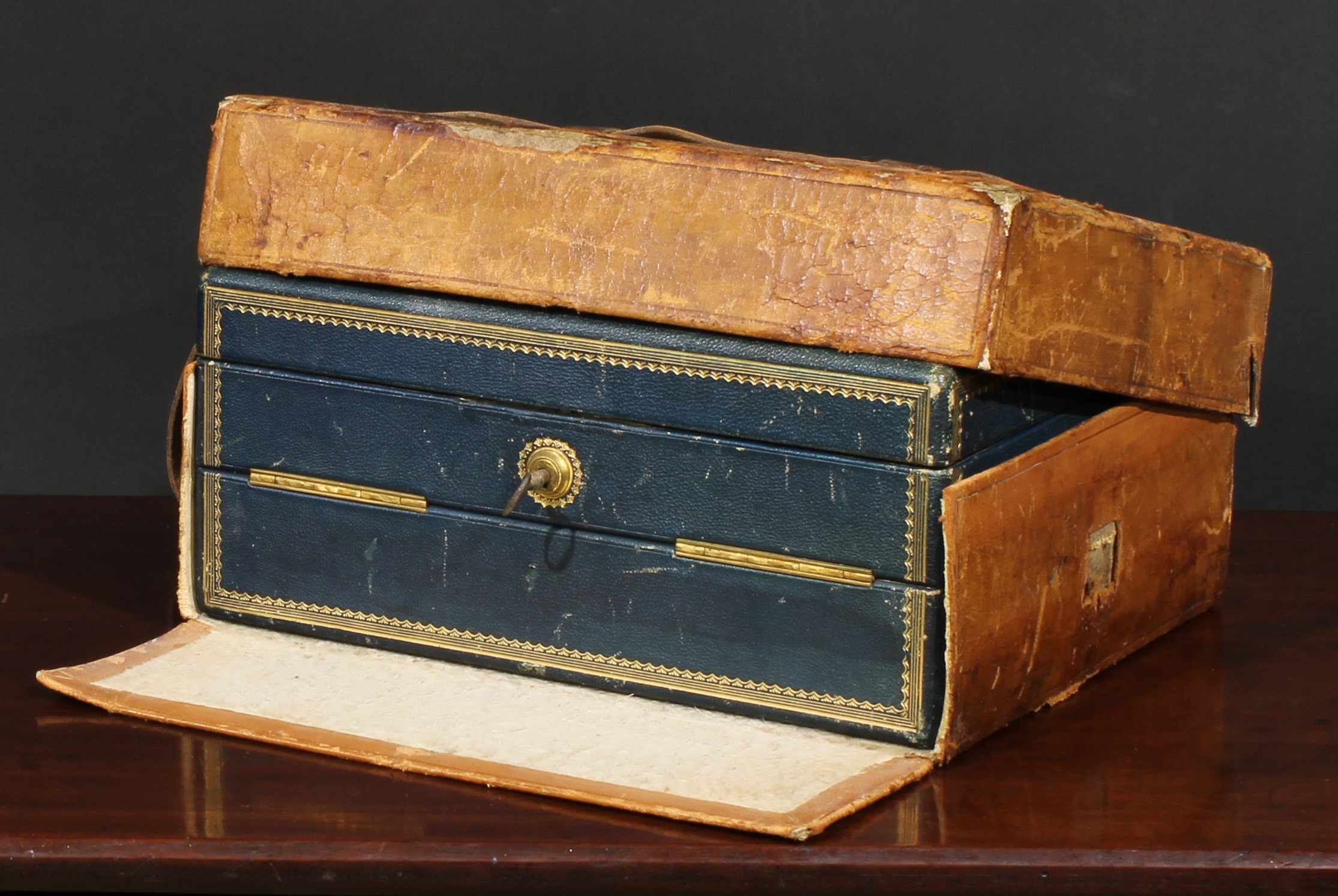 A Victorian tooled and gilt blue Morocco leather writing box, by W&J Milne, Edinburgh, hinged - Image 4 of 4