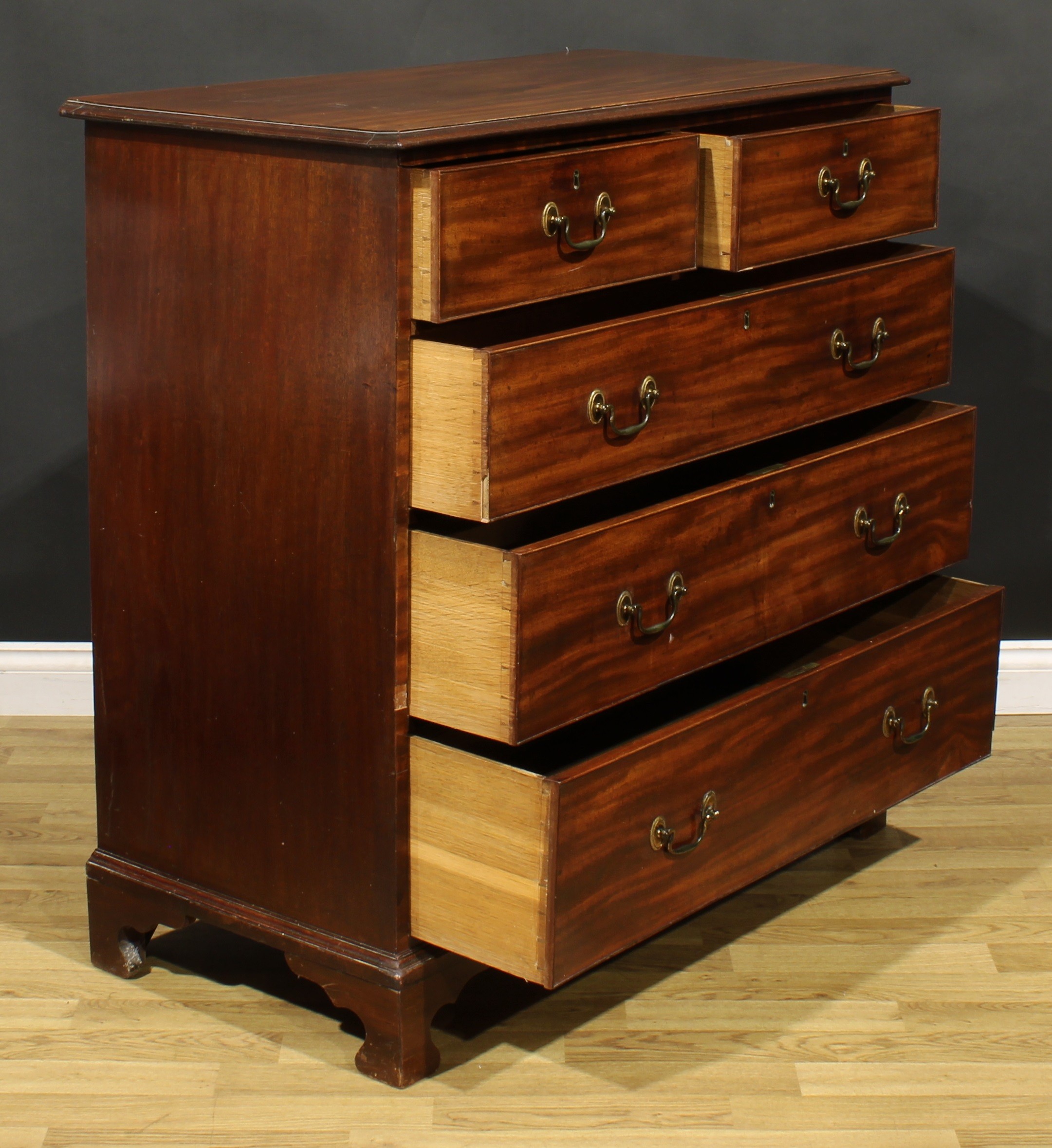 A George III mahogany chest, rectangular top with moulded edge above two short and three long - Image 4 of 6