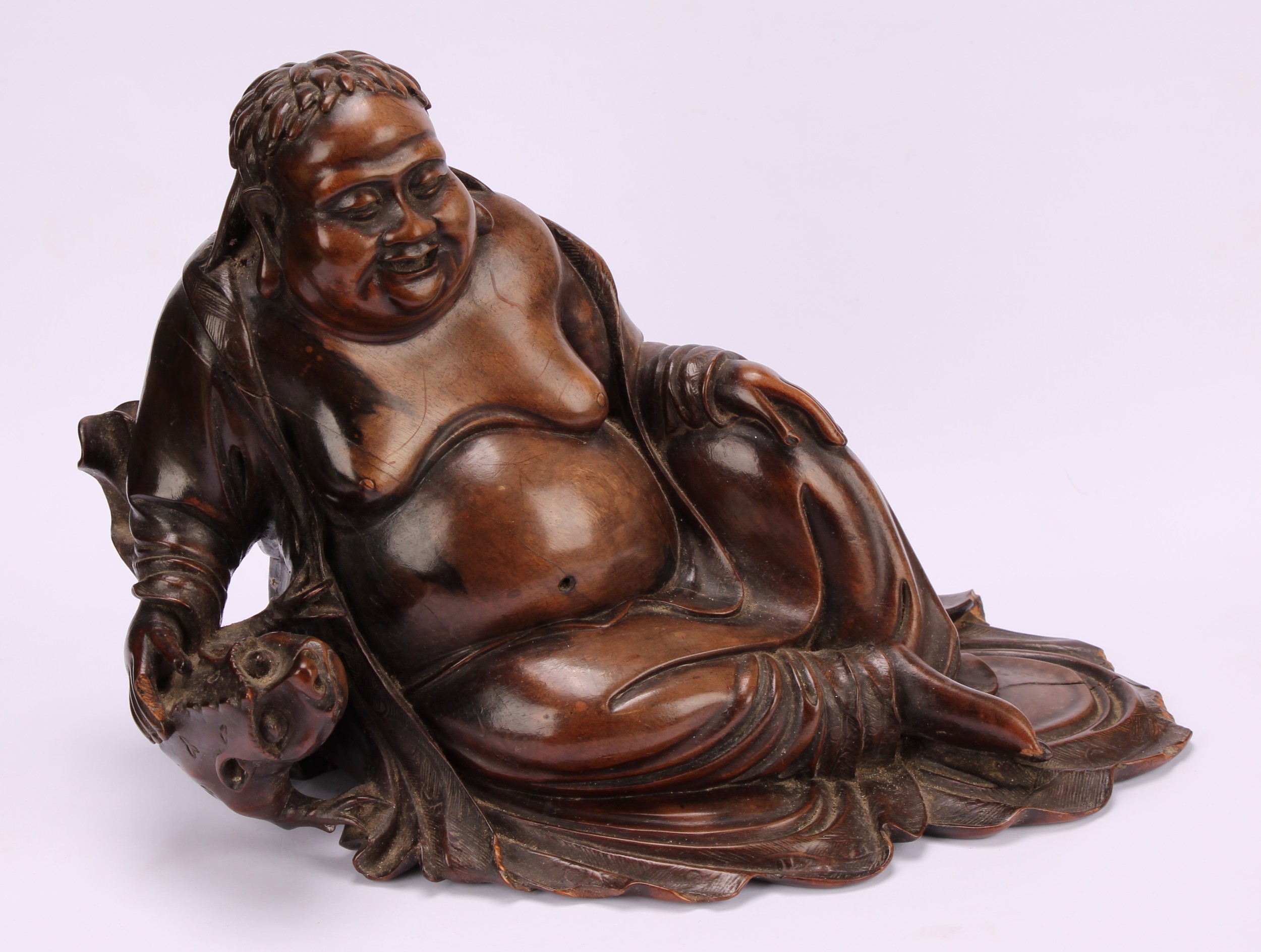 A Chinese hardwood carving, Liu Hai with Chan Chu, 25cm wide - Image 2 of 4