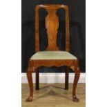 A George I walnut side chair, vasular splat, drop-in seat, cabriole legs, pointed pad feet, 96cm