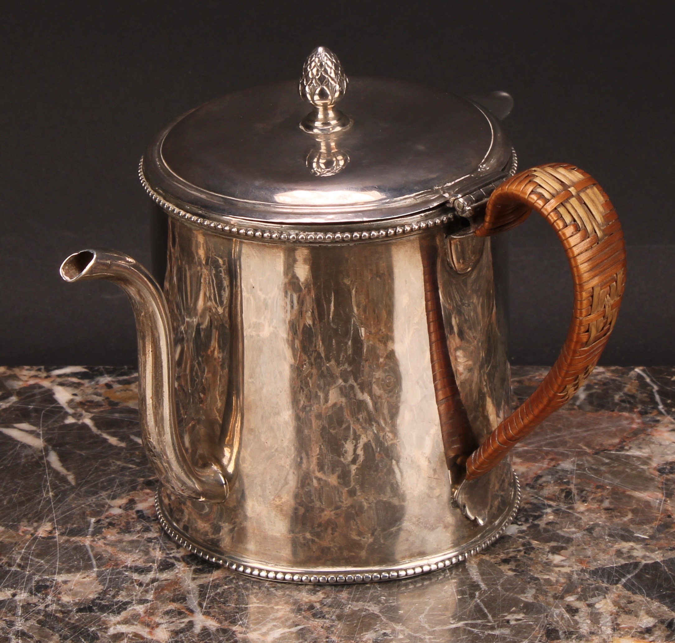 A George III silver cylindrical argyle, hinged cover with bud finial, beaded borders, cane-wrapped - Bild 2 aus 6