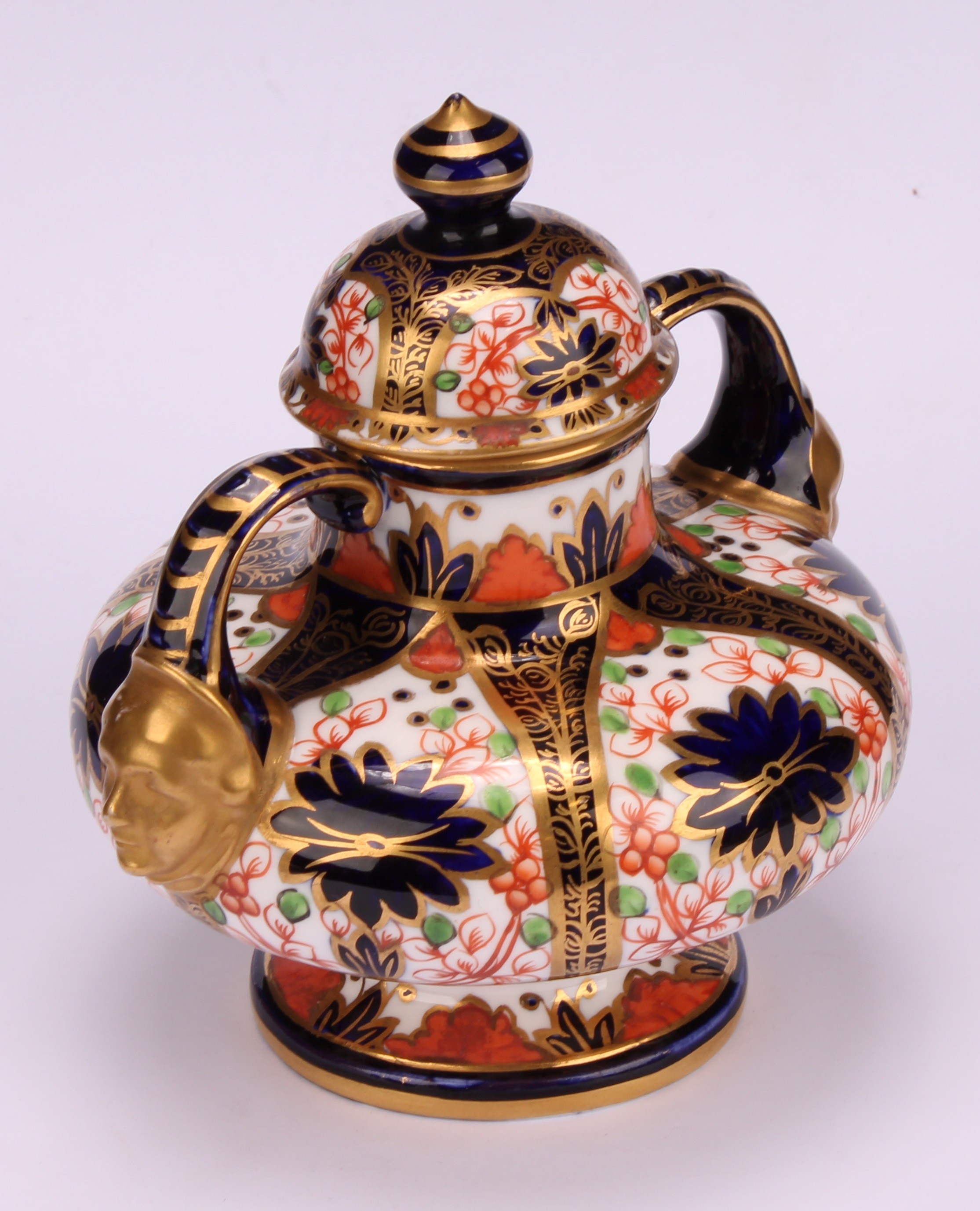 A Royal Crown Derby Imari pattern compressed ovoid two-handled pedestal vase, domed cover, scroll - Image 3 of 7