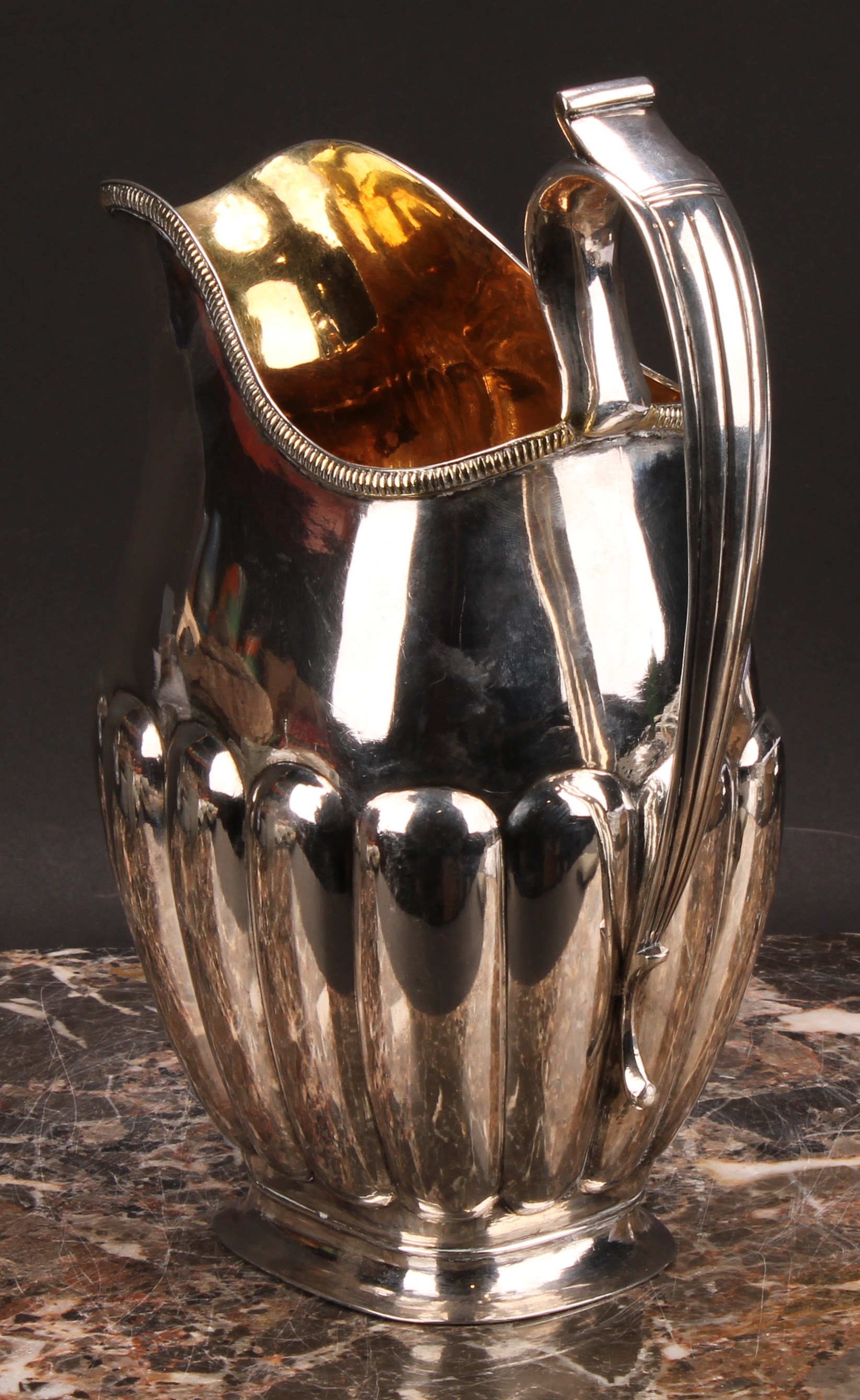 A 19th century Russian silver half-fluted rectangular ewer and basin, gadrooned borders, gilt - Image 6 of 7