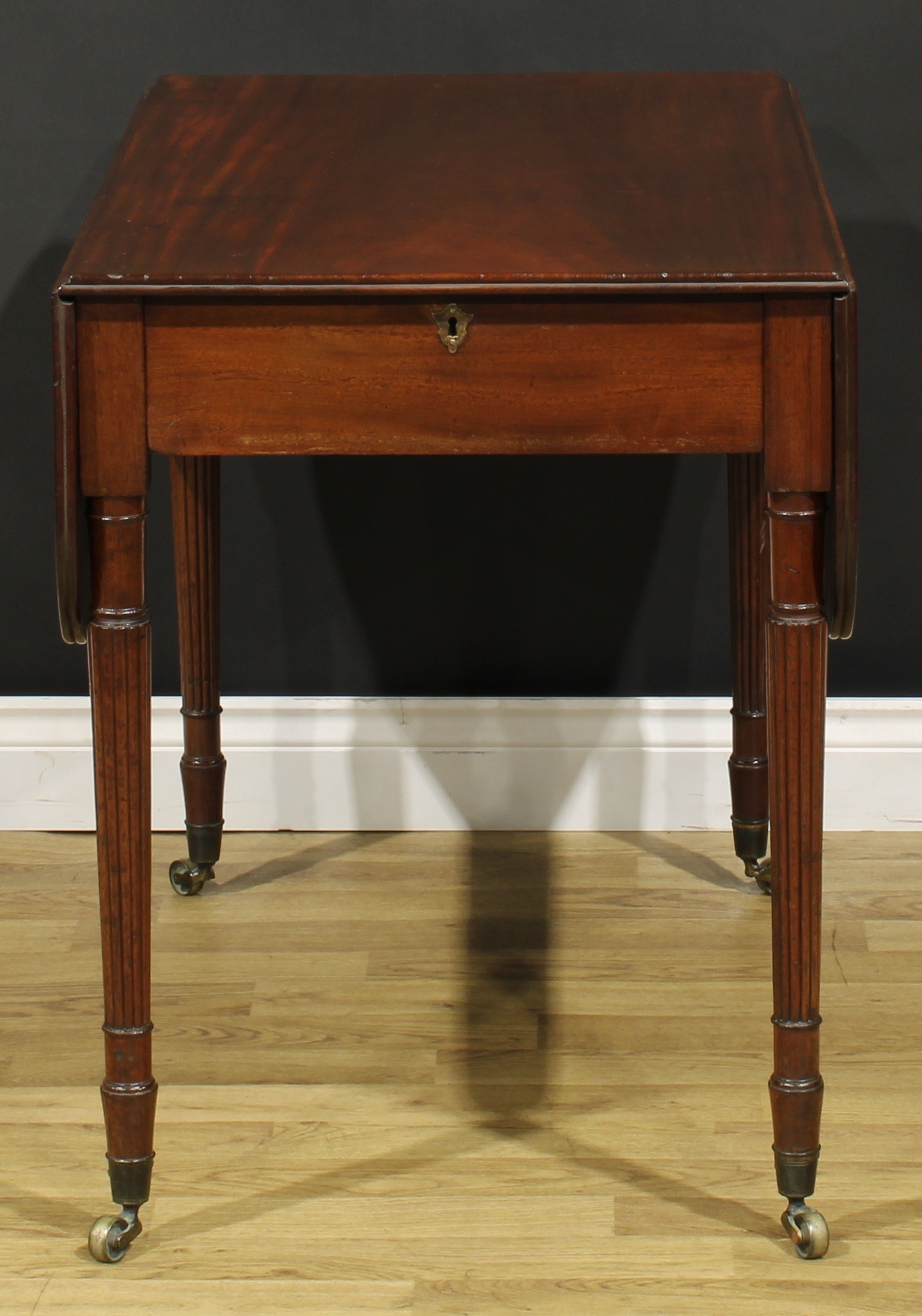 A 19th century mahogany Pembroke table, in the manner of Gillows of Lancaster and London, rounded - Image 2 of 7