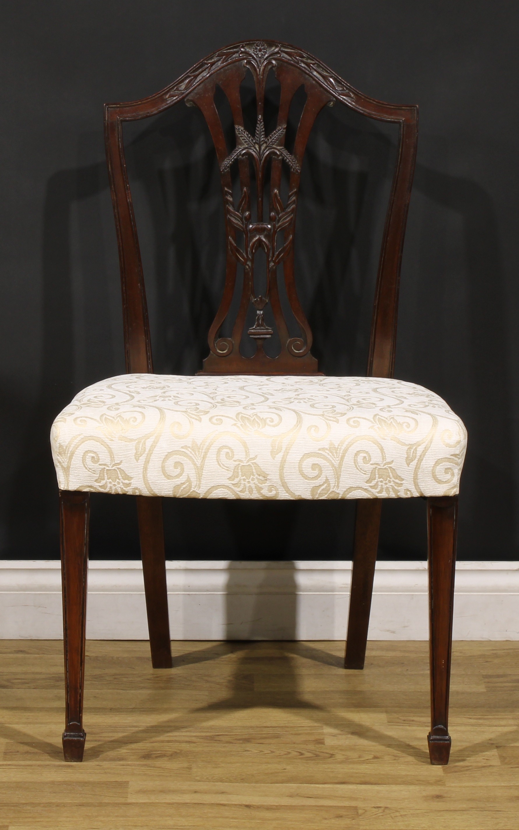 A set of eight Hepplewhite Revival mahogany dining chairs, comprising six side chairs and a pair - Image 6 of 9