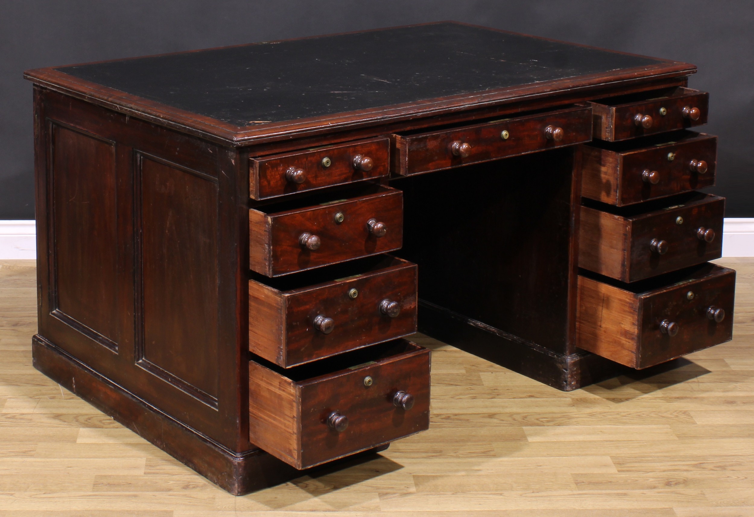 A William IV mahogany government building office desk, rectangular top with inset tooled leather - Image 3 of 5