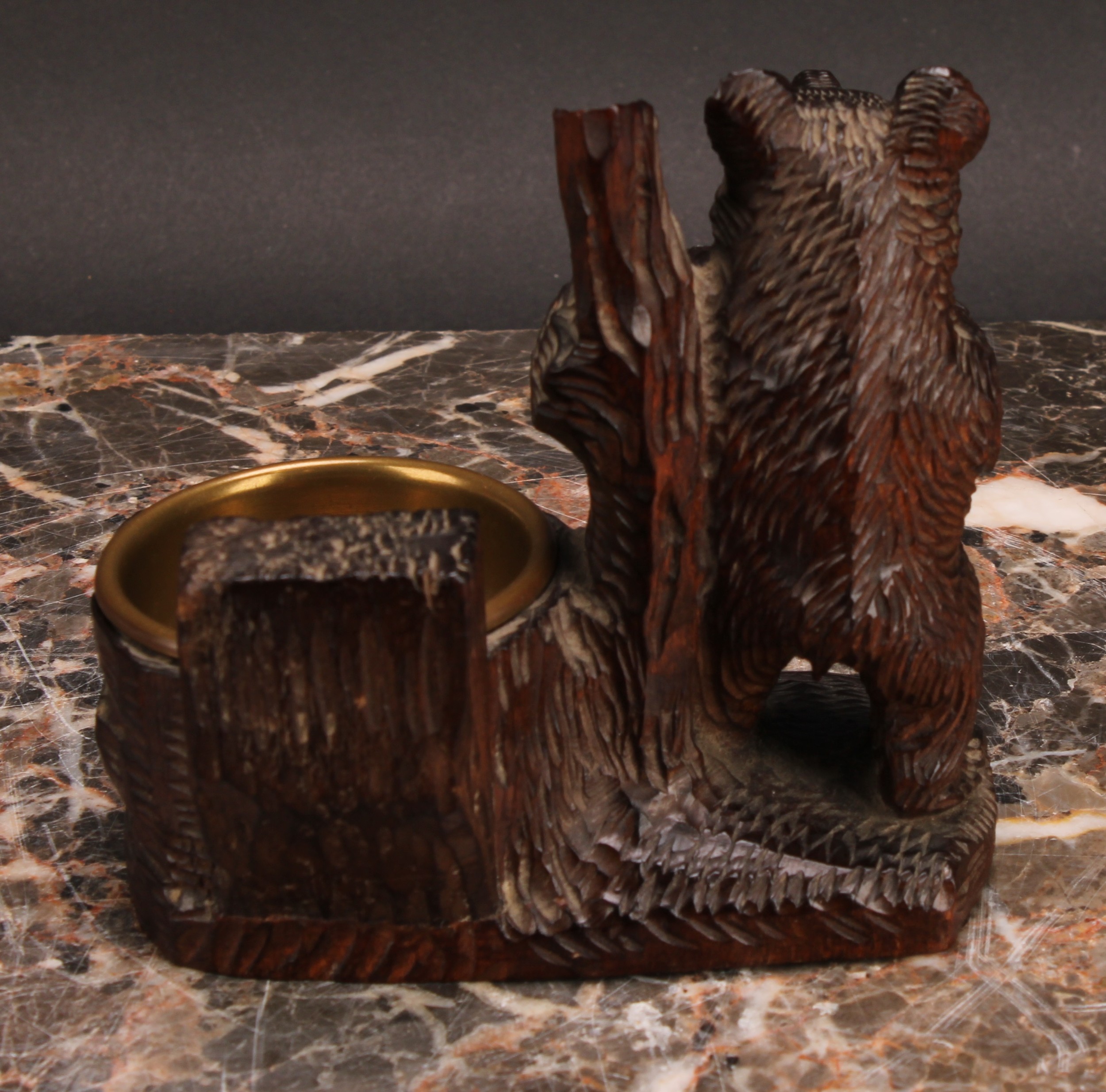 A Black Forest carved bear matchbox and vesta holder, brass liner, 11cm high - Image 5 of 5